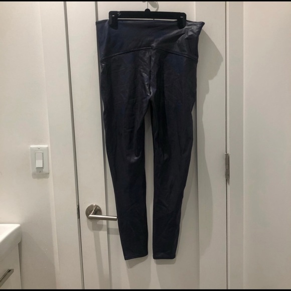 Spanx Faux Leather Leggings in Color Midnight - Picture 5 of 5